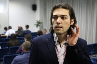«Ανθρώπινο Τείχος» στη λιτότητα