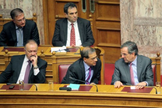 Στη σκιά των νέων επαχθών μέτρων η συζήτηση για τον προϋπολογισμό