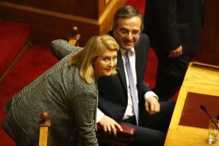 Επικίνδυνα παιχνίδια με τη χρεοκοπία