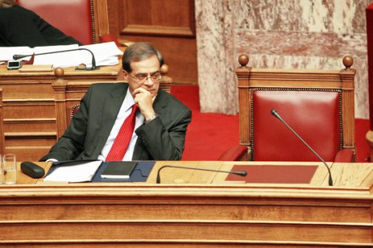 Με πράξη νομοθετικού περιεχομένου η παράταση του μνημονίου