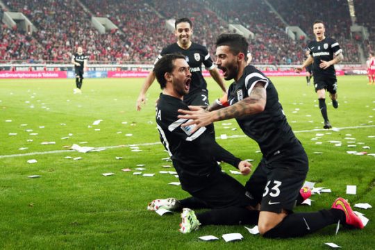 Εγώ νικάω. Εσύ νικάς. Εμείς… χάνουμε!