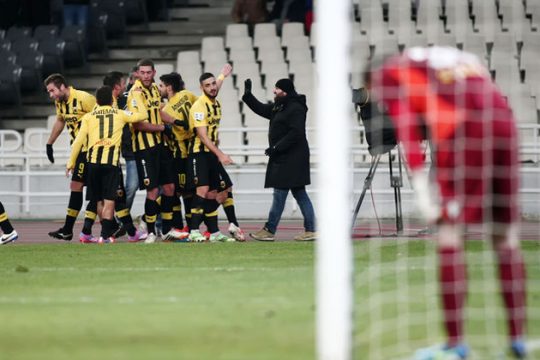 Ε-ε-έρχεται!