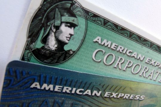 Περικοπή 4.000 θέσεων εργασίας στην American Express