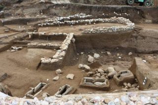 Τα αρχαία μυστικά ενός αυτοκινητόδρομου