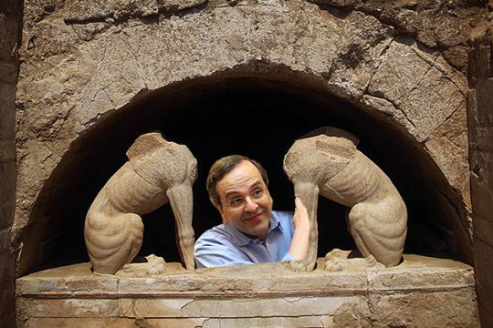 Κάτσε, βρε Μεγαλέξανδρε, να τα πούμε!