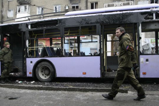 Βλήματα όλμων κατά αμάχων στο Ντονέτσκ