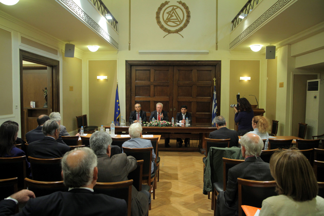 Υπόμνημα δικηγόρων στον Σαμαρά για τα προβλήματα του κλάδου