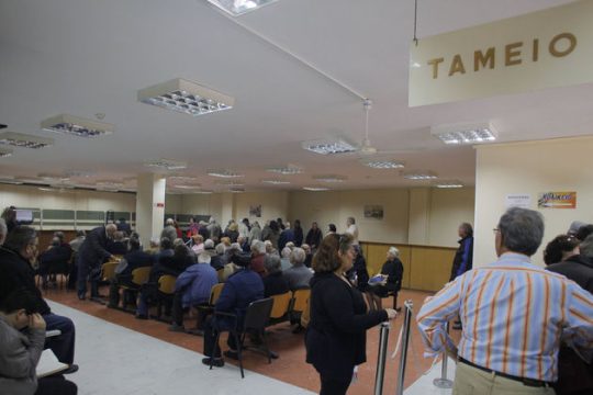 Στον Προκρούστη και οι τελευταίες φοροαπαλλαγές