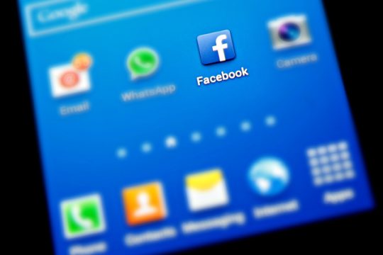 1,4 δισ. χρήστες στα ενδέκατα γενέθλια του facebook