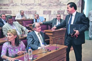 Καταθέτουν τρόμο, τοκίζουν κίνδυνο
