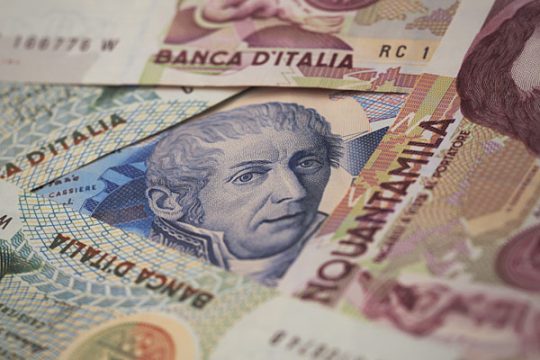 «Κουράστηκαν» οι Ιταλοί από το ευρώ