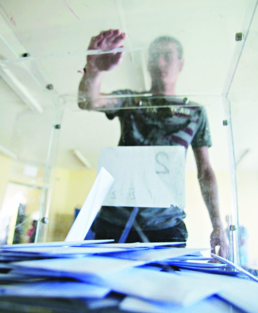 Προβάδισμα ΣΥΡΙΖΑ σε νέες δημοσκοπήσεις
