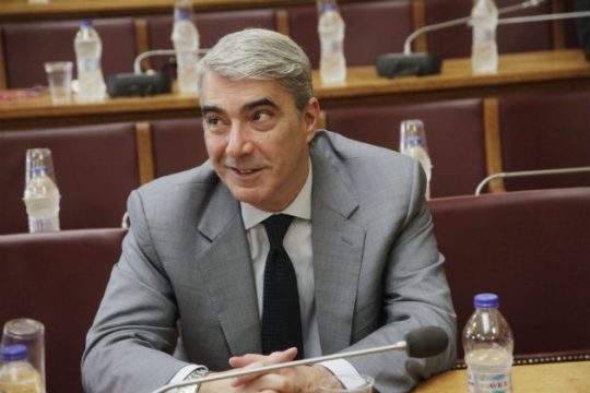 SMS και μπαράζ μηνύσεων από τους Νεοδημοκράτες υποψηφίους στην Εύβοια