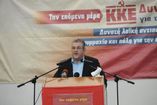 Επιμένει αντιπολιτευτικά