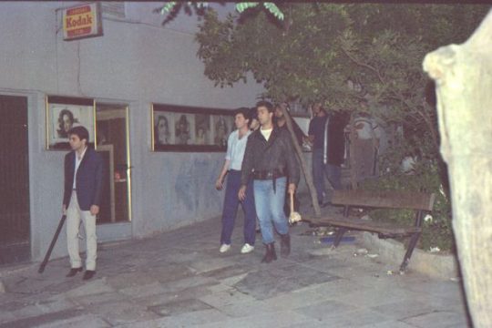 Τσεκουράτες περγαμηνές
