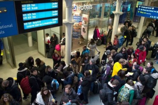 Άνοιξε και πάλι η υποθαλάσσια σήραγγα της Μάγχης στη Γαλλία