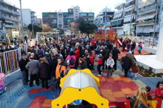 Παραδόθηκε η πλατεία Θεμιστοκλή στον Πειραιά