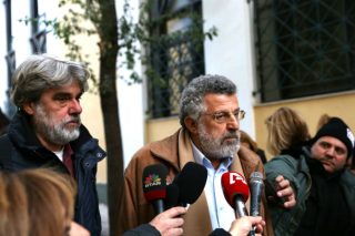 Απέτυχε η προσπάθεια φίμωσης της «Εφ.Συν.» από τη Χ.Α.