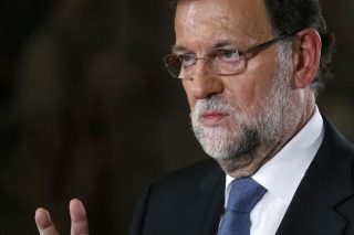 Ανατροπή στις δημοσκοπήσεις