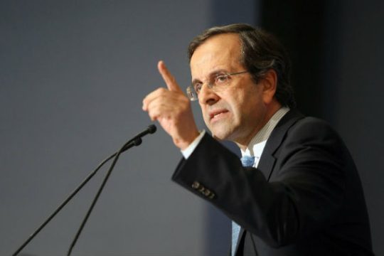 Διασπορά πανικού με το ψυχροπολεμικό δόγμα των «δύο κόσμων»