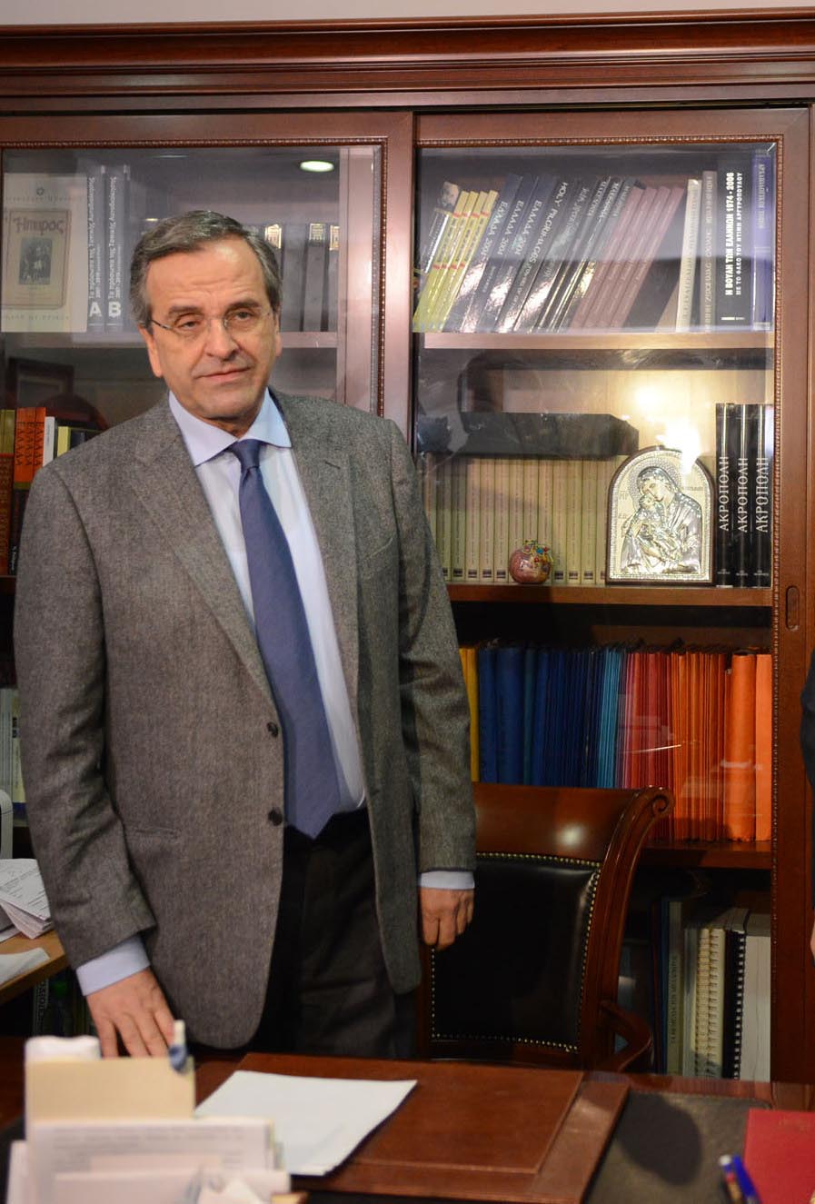 Ο Σαμαράς και ο… Θεός