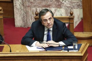 Παίζει τα ρέστα του