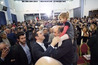 «Κανένα σπίτι σε χέρια τραπεζίτη»