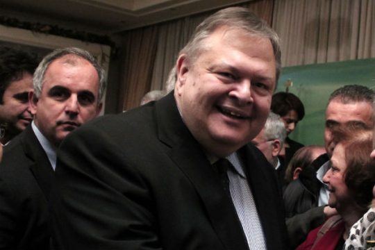 Κυβέρνηση εθνικής ενότητας μετά τις εκλογές προτείνει ο Ευάγγ. Βενιζέλος