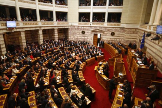 Τα σενάρια της επόμενης μέρας, σύμφωνα με το Σύνταγμα