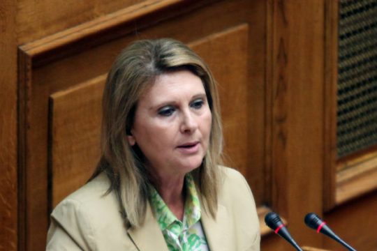 Μεταγωγικά αεροπλάνα με χαρτιά υγείας ήρθαν τη νύχτα από Βρυξέλλες!