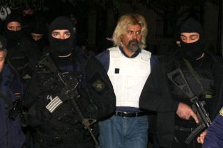 Αναβιώνει το κλίμα τρομολαγνείας του 2002