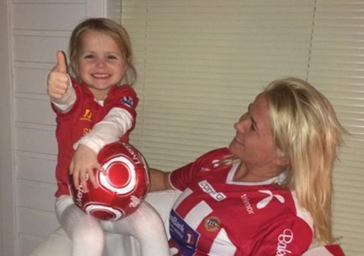 Με όνομα τον ύμνο