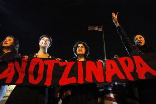 H παράνοια της βίας
