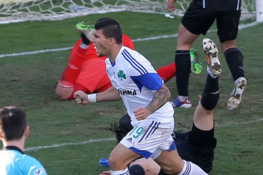 Ο Καρέλης «ντύθηκε» Μπεργκ