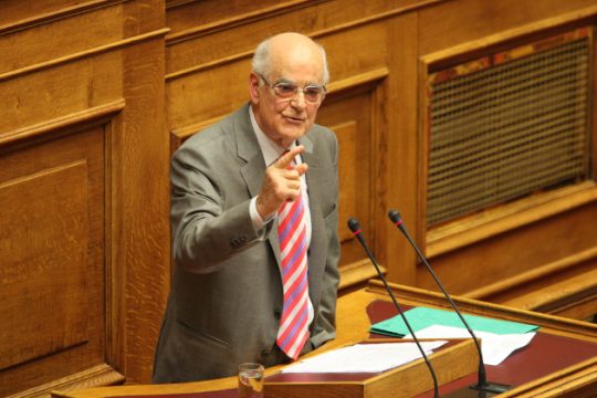 «Πρέπει να στηριχθεί η νέα κυβέρνηση»