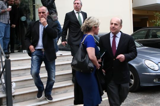 Μηνύσεις με ονοματεπώνυμα