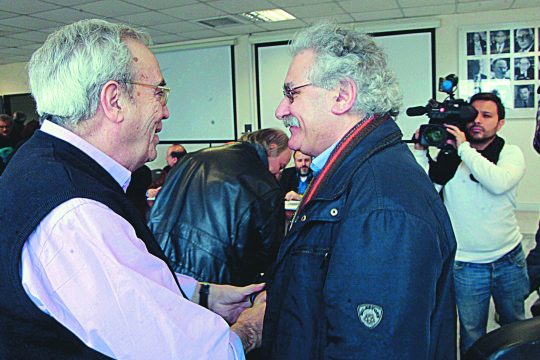Επιστρέφετε ό,τι και να γίνει
