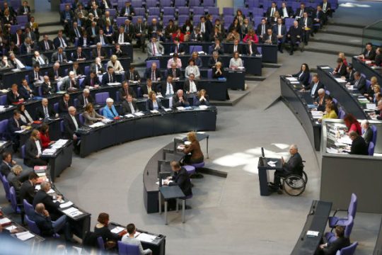 «Πράσινο φως» για την παράταση από το γερμανικό Κοινοβούλιο