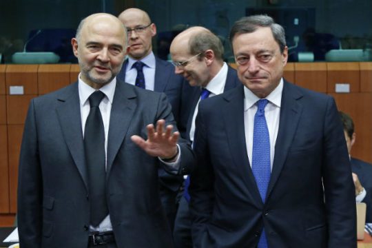 Σκληρή παρτίδα πόκερ με τα κρατικά ομόλογα