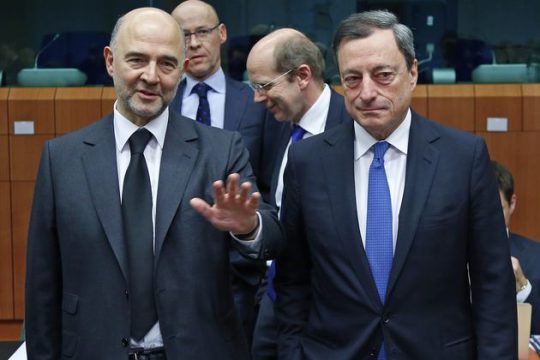 Αγώνας δρόμου για τις τράπεζες