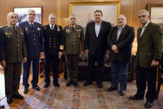 Αλλαγές στις ένοπλες δυνάμεις ανακοίνωσε ο Π.Καμμένος