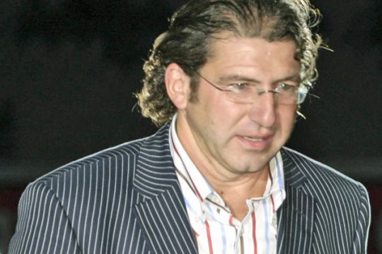 Ο φράχτης και ο «Κόμης