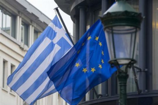 Επικροτούν τις μεταρρυθμίσεις, αναμένουν τις λεπτομέρειες