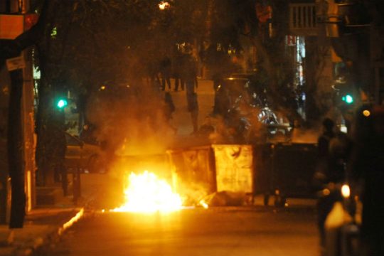 Βήματα διαλόγου για τα Εξάρχεια βλέπει ο Πανούσης