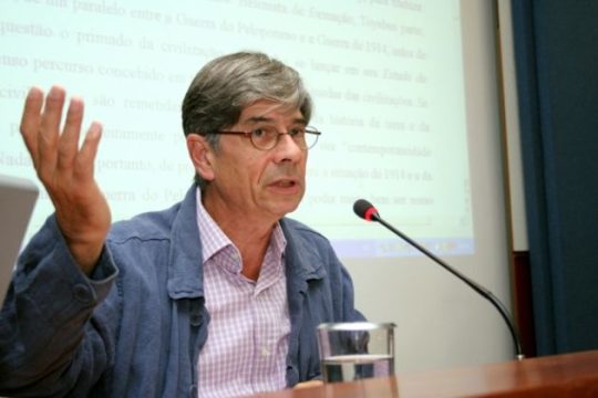 «Η προσκόλληση στο παρόν συσκοτίζει το παρελθόν και το μέλλον»