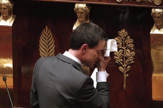 Πύρρειος νίκη για την κυβέρνηση