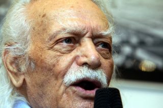 Λουδοβίκος προς Μανώλη Γλέζο