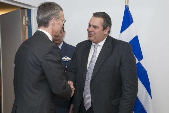Θέμα παραμονής της Ελλάδας στο ΝΑΤΟ βάζουν οι Γερμανοί