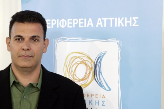 «Σφαγή» για τα συσσίτια στα βόρεια προάστια