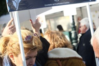 Δέσμευση Κουρουμπλή στους καρκινοπαθείς